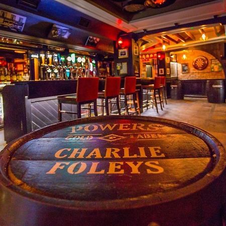 킬라니 Charlie Foleys B&B 외부 사진