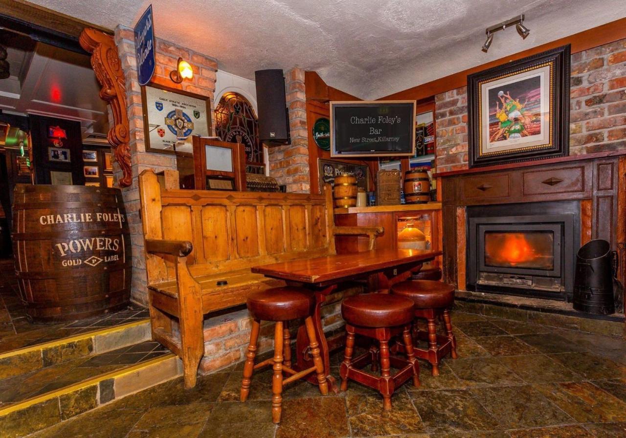 킬라니 Charlie Foleys B&B 외부 사진