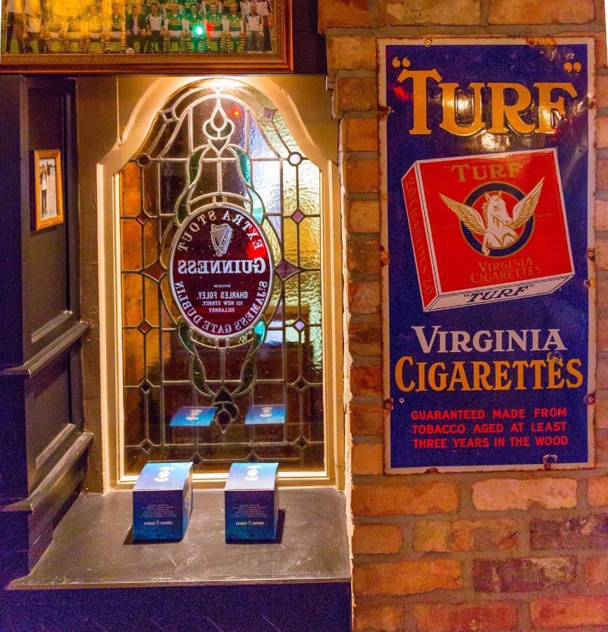 킬라니 Charlie Foleys B&B 외부 사진