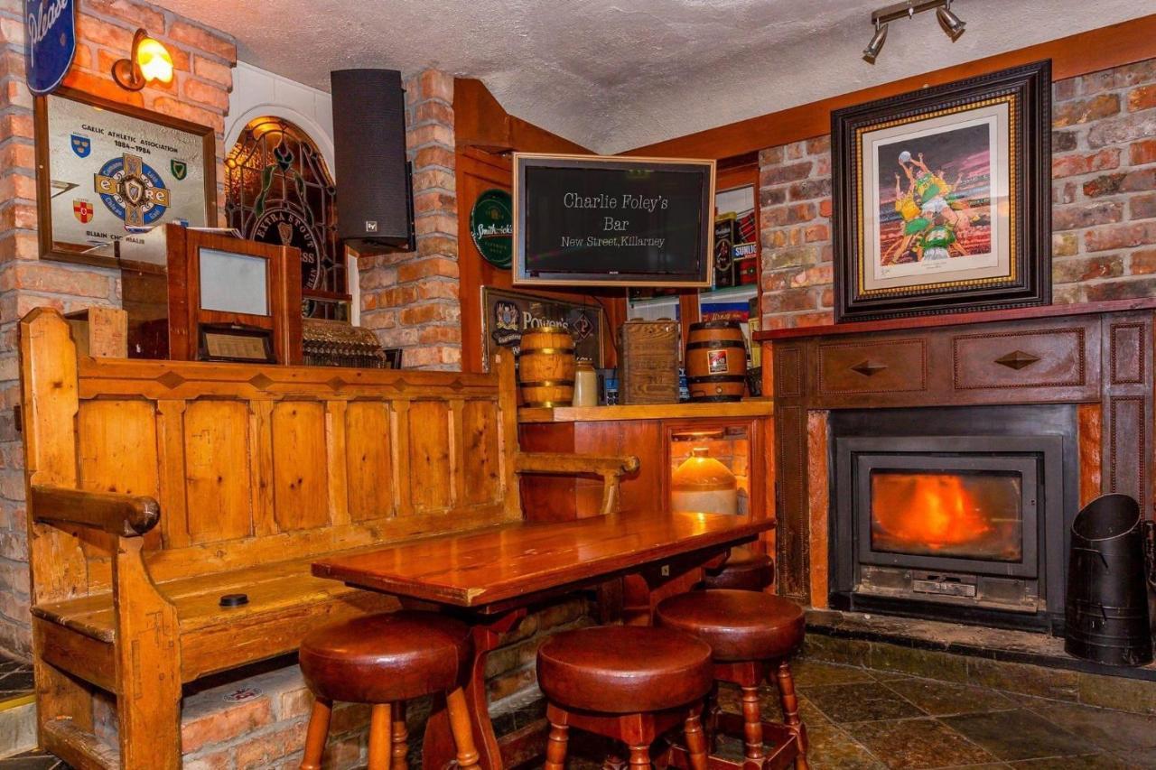 킬라니 Charlie Foleys B&B 외부 사진